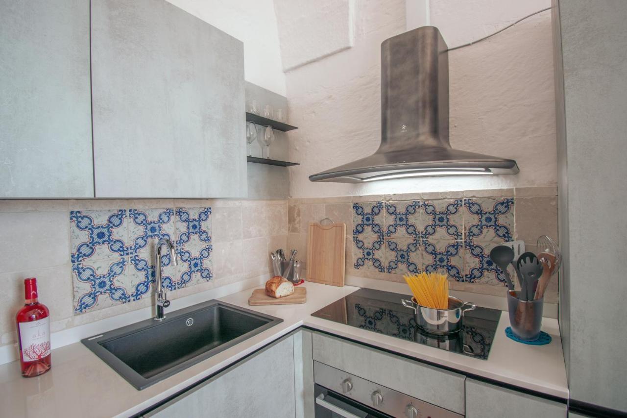 Masseria La Scalella - Fortificato มันดูเรีย ภายนอก รูปภาพ
