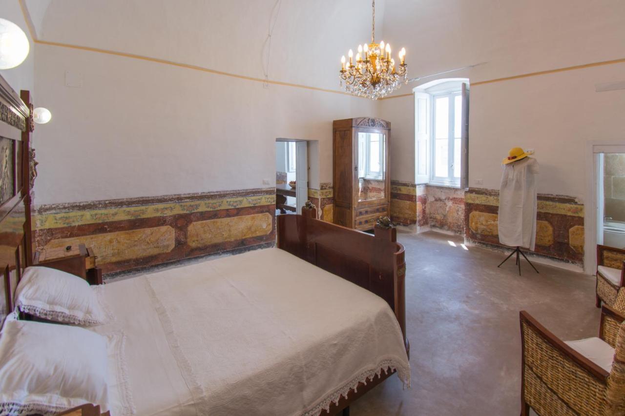 Masseria La Scalella - Fortificato มันดูเรีย ภายนอก รูปภาพ