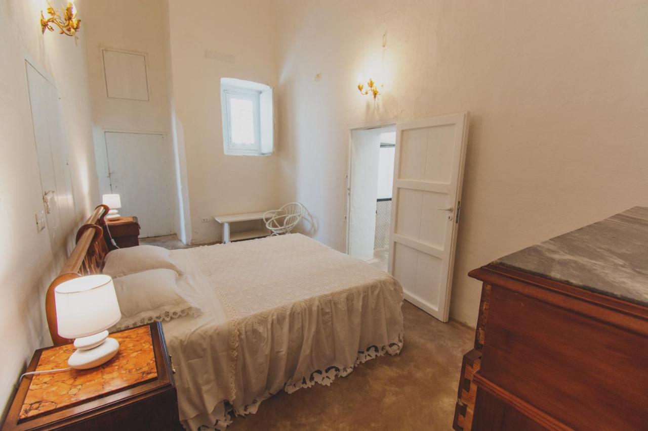 Masseria La Scalella - Fortificato มันดูเรีย ภายนอก รูปภาพ